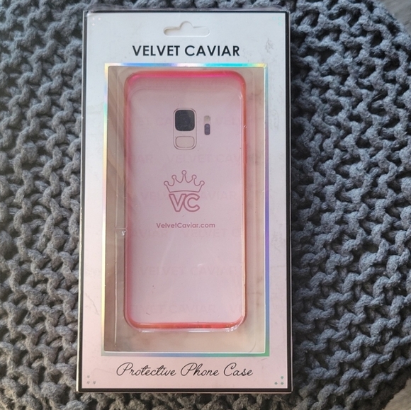 Neon Pink Clear Samsung Case S9 (Used) - Picture 4 of 11